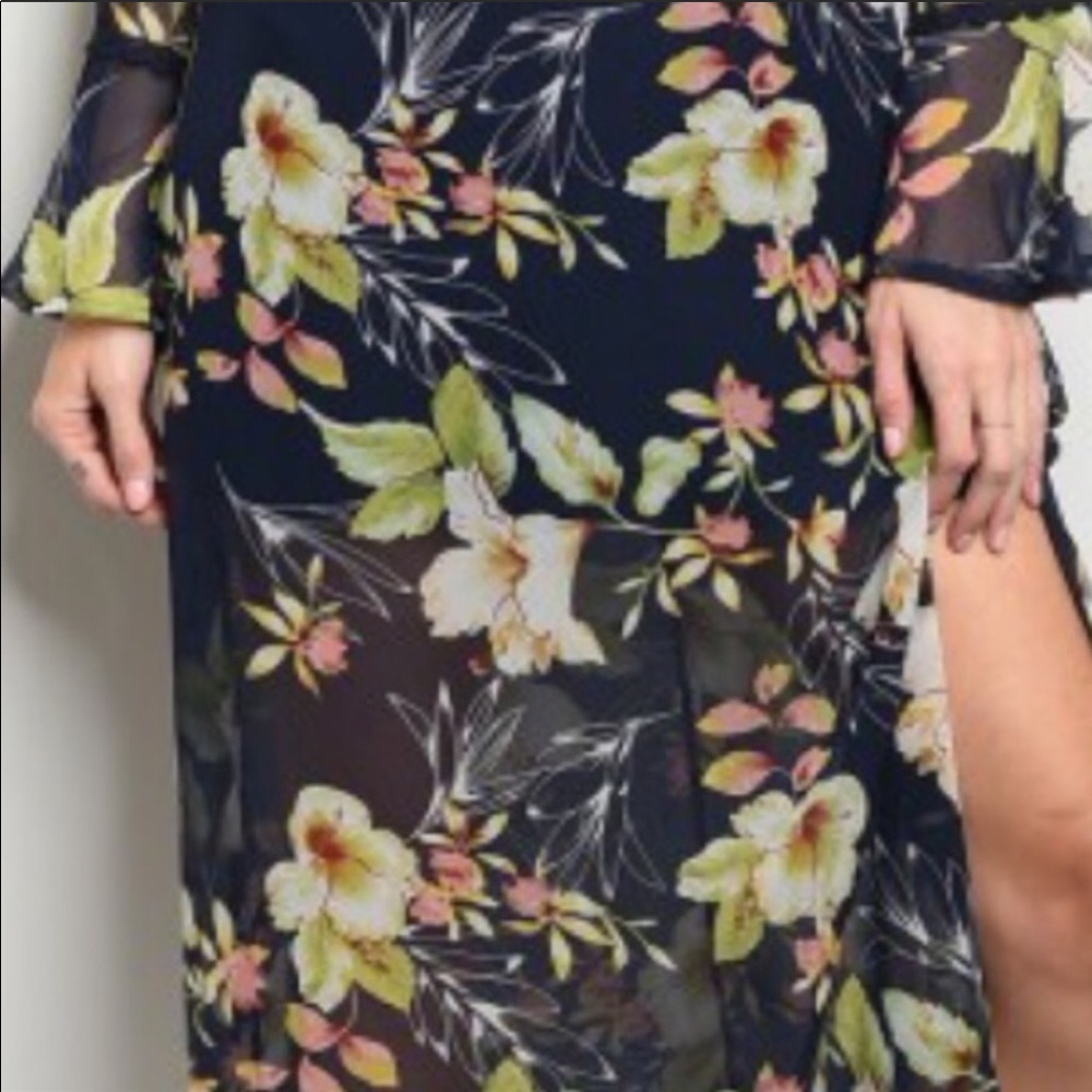 Pretty navy floral maxi dress partial lining - Picture 5 of 6